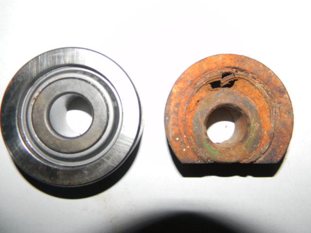 Bearing with grease (left). Bearing without grease (right). Get the picture? (DTN/The Progressive Farmer photo)